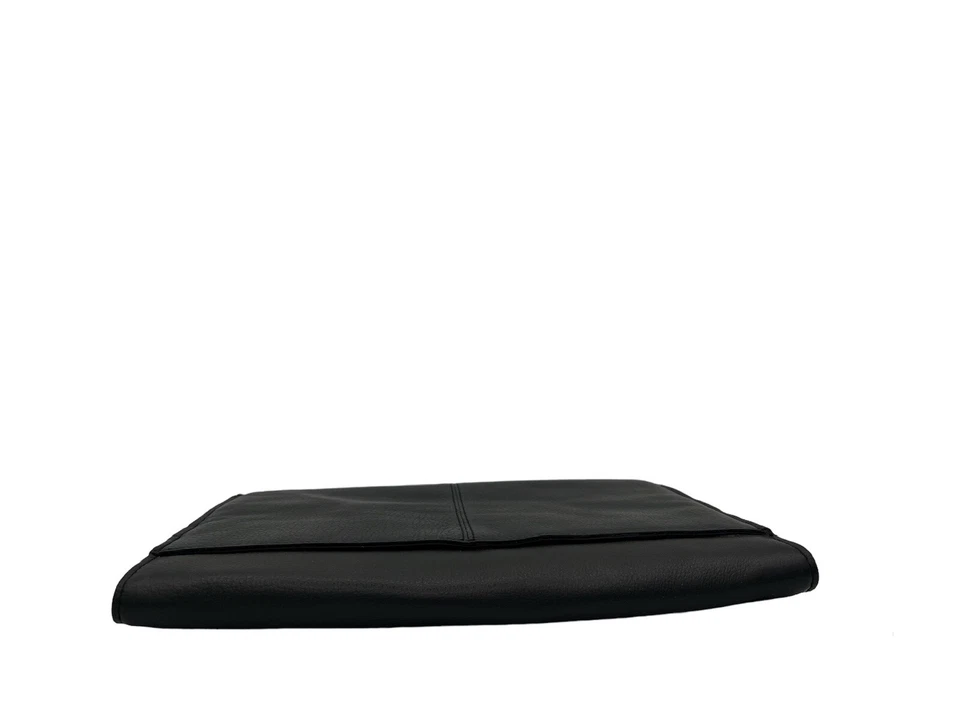 Targus Genuine Leather Sleeve For Tablet & E-Readers Up to 7" THZ002US Kindle - Image 3 of 3