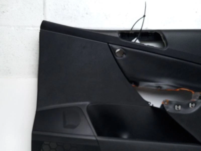 Panel de moldura de puerta del pasajero delantero Volkswagen Passat 2006-2010 Foto 2 de 4