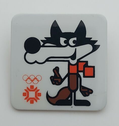 VUCKO, mascota olímpica de los Juegos Olímpicos de Invierno 1984 en Sarajevo, pin de insignia vintage - Imagen 1 de 2