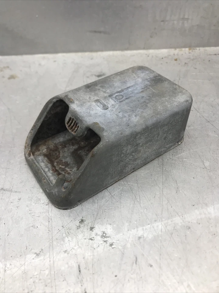 Bandeja de ceniza suburbana Blazer camioneta pickup Chevy GMC 73-87 K10 C10 K20 C20 Foto 2 de 4