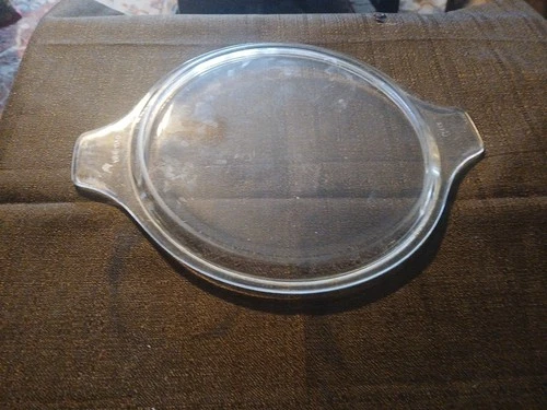 Vintage Pyrex Lid 475 C 33