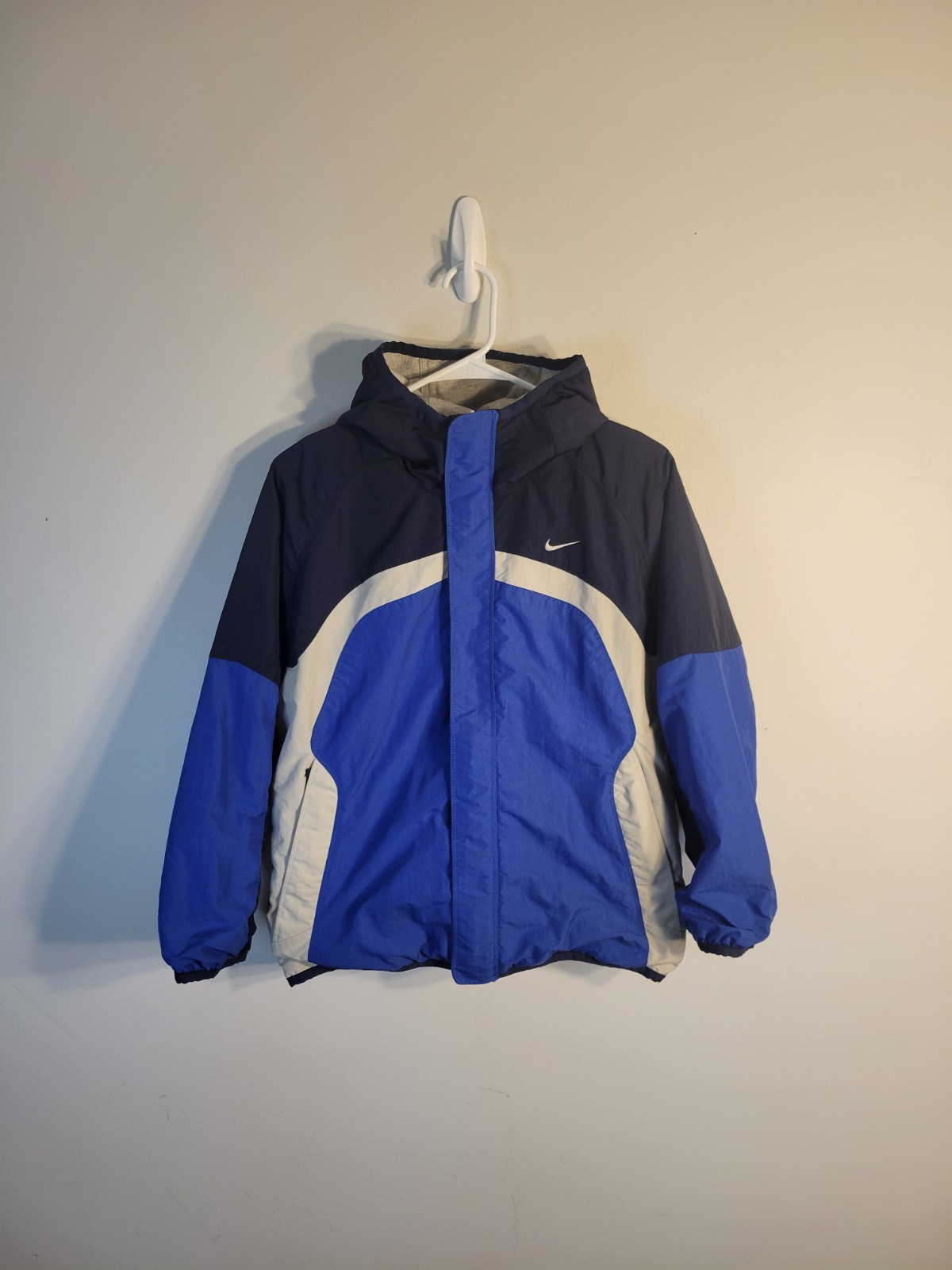 SACAI X NIKE Giacca invernale reversibile Nike vintage bambino grigio etichetta blu grigio taglia M 10 12 anni