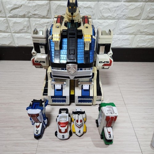 Special Investigation Sentai Dekaranger Dx Deka Base Robot Big Machine Some Miss