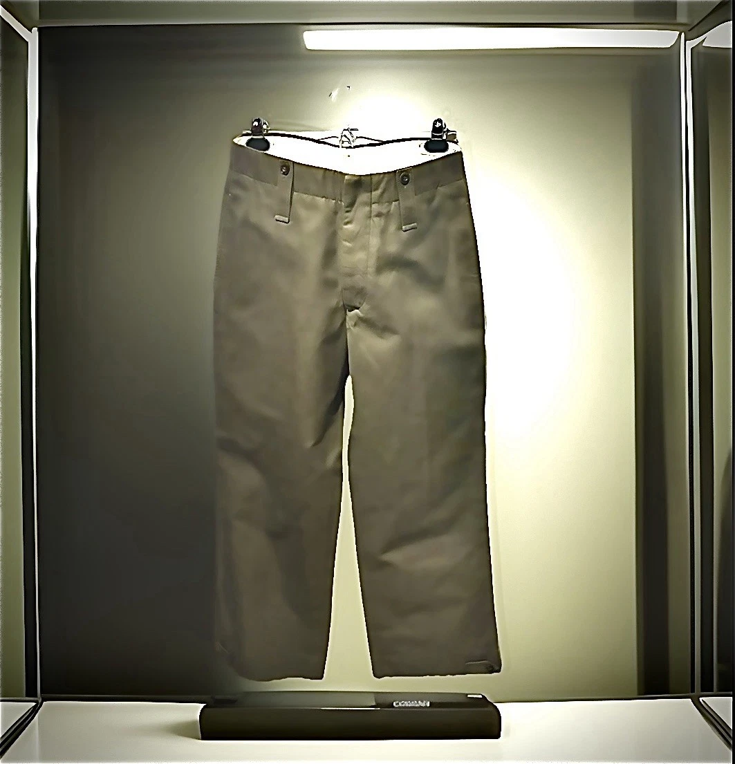 Gucci by Tom Ford • Pantalon militaire vintage vert armée avec ourlet boutonné Gucci 34/30