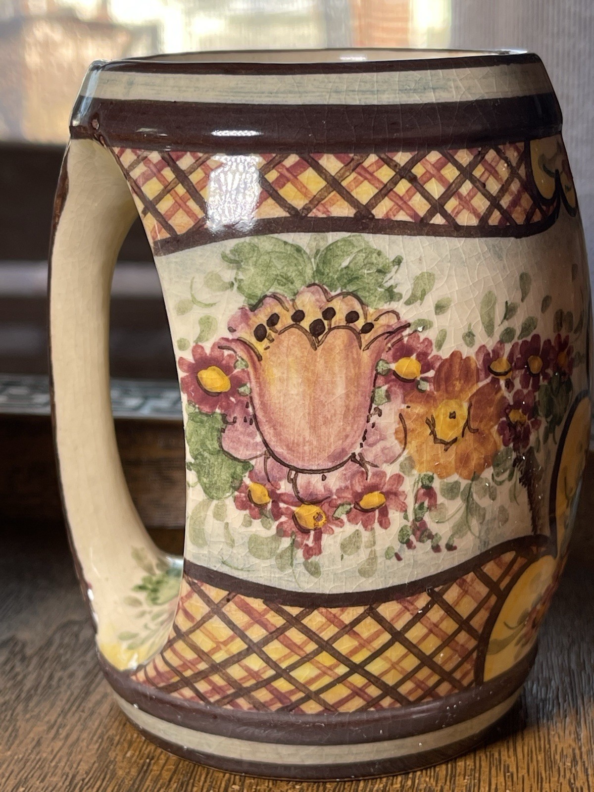 2 Gorgeous Vintage Italian Pottery Hand Painted Mugs