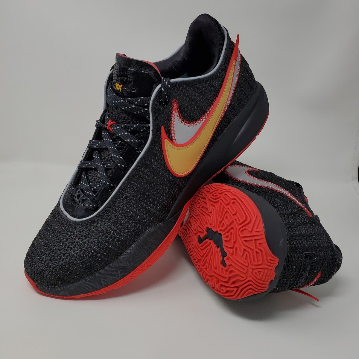 Nike LeBron 20 Trinity Black/Black-University Red DJ5423-001  display picture 3