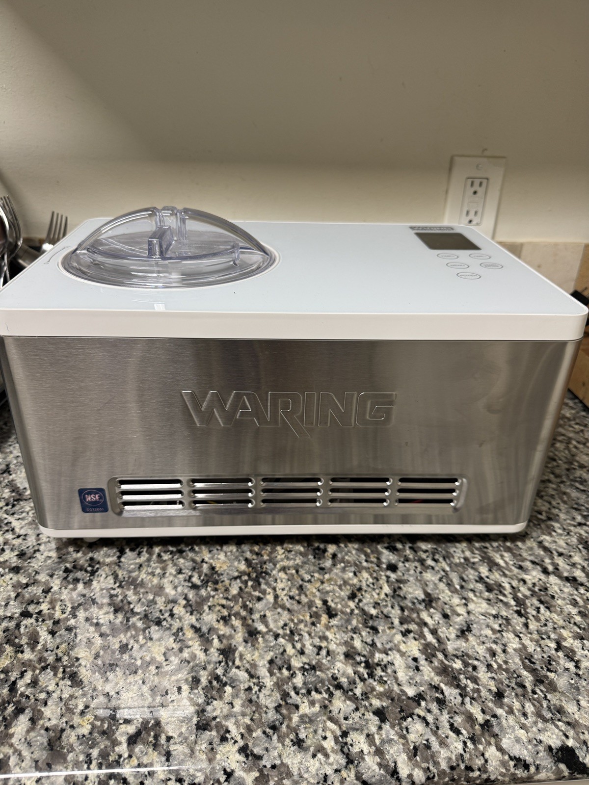 Waring WCIC20 2 Qt. Compressor Ice Cream Maker - 120V