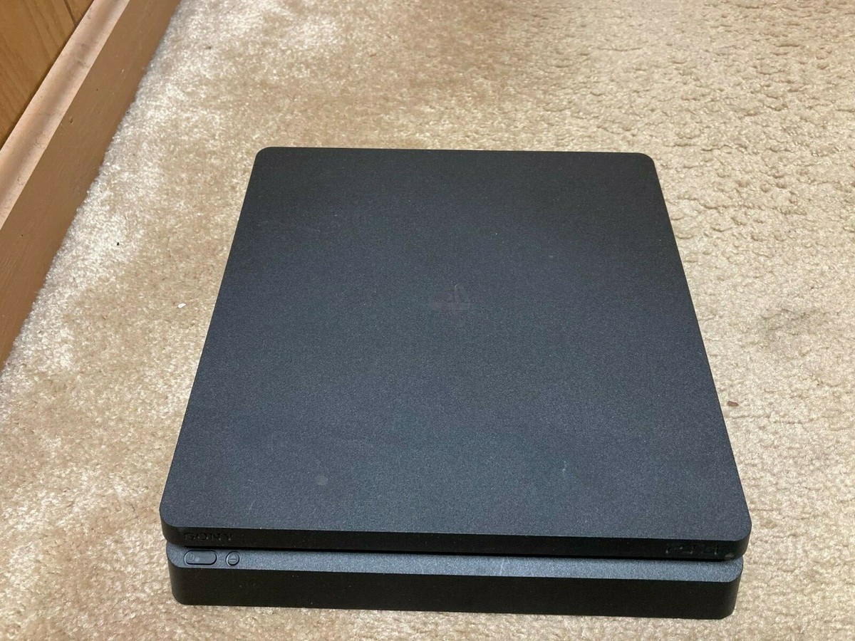 Sony PlayStation 4 (PS4) 1TB Slim Console CUH-2215B w/ Controller