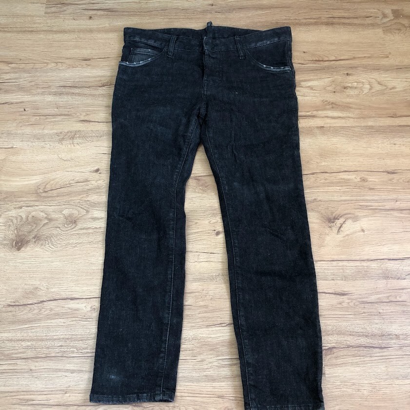 Dsquared2 Cool Girl Jeans Cropped •IT 40/US 4• Denim Italy Dsquared2 Cool Girl Jeans Cropped •IT 40/US 4• Denim Italy