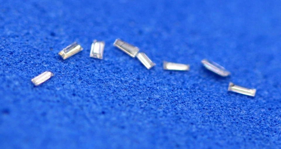 8 PCS Small Size Tapered Baguette Cut H/SI1 Grade 0.04 Ct Natural Diamond - Image 2 of 4