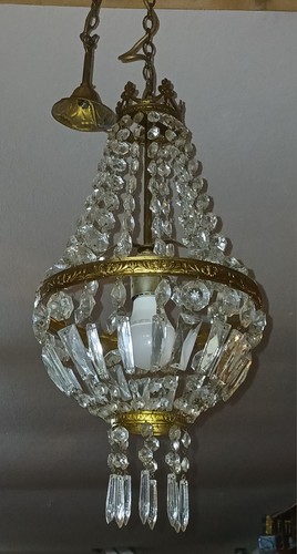 Kleine Korblüster Lampe
