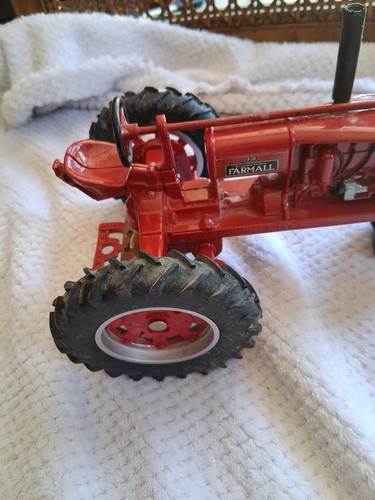 Farmall F-20 1987 1/16 Traktor Sonderedition Ertl - Bild 5 von 8