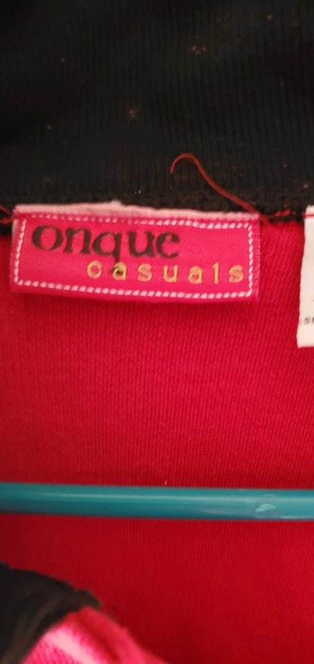 Suéter Cárdigan de Navidad Onque Informals con adornos navideños botones de anique. M Foto 2 de 4