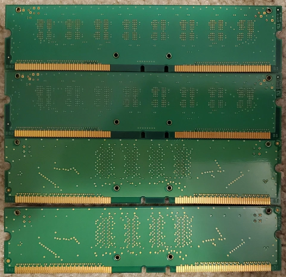 Lot of 4 - SAMSUNG 800-40 45 RAMBUS ECC 128MB 800MHZ 184-PIN 512MB - Image 3 of 3