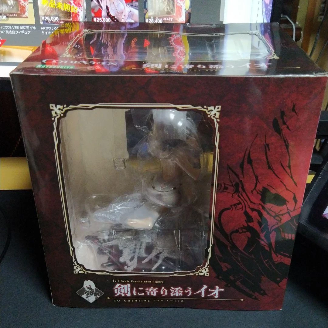 Kotobukiya ARTFX J CODE VEIN Io leaning cuddling her sword 1/7 Figure Japan