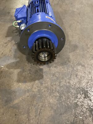 SUMITOMO TC-FX/FB-2B1 GEAR MOTOR 2 HP 230/460V CNVM2-6110-B SUMITOMO TC-FX/FB-2B1 GEAR MOTOR 2 HP 230/460V CNVM2-6110-B