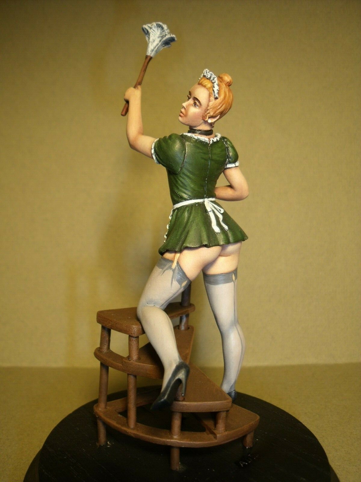 Figurine 1/18 peinte haute précision Girl Martine VROOM pour collectionneurs exigeants