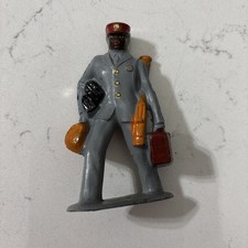 VINTAGE Lead Barclay "Red Cap w/ Bags" B159