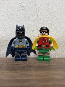LEGO DC 76052 Batcave All Minifigures Batman Robin Joker Classic TV Series Etc.