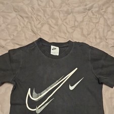 Nike Jungen T-Shirt 128-137 cm Schwarz Rundha...
