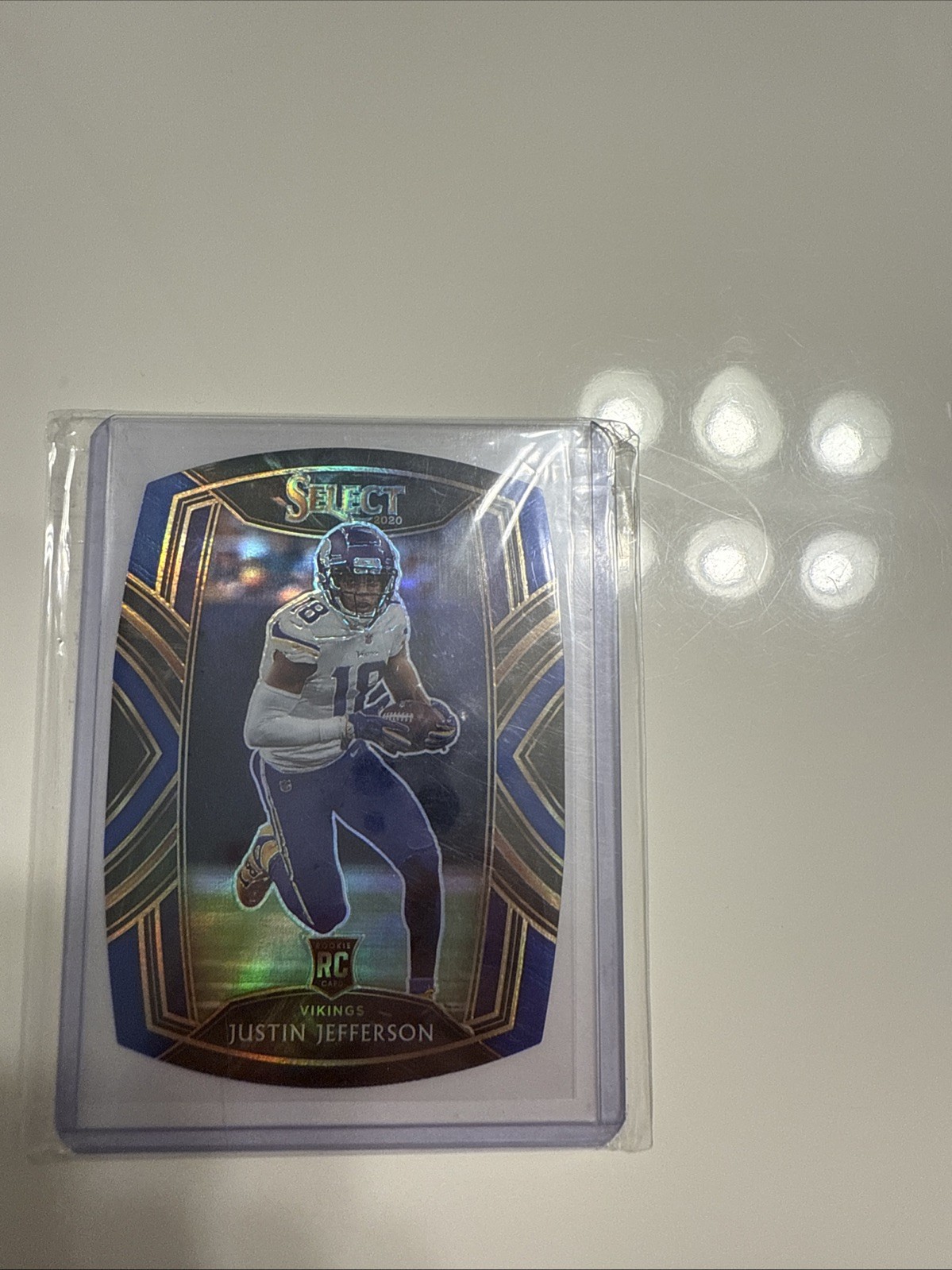 2020 Panini Select - Club Level Justin Jefferson #261 Blue Prizm Die-Cut (RC)