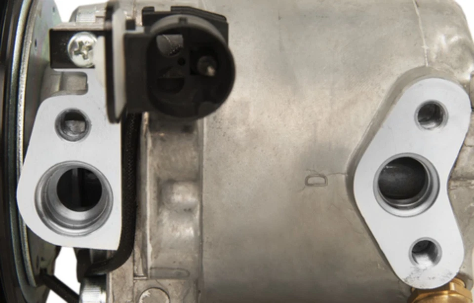 Four Seasons 68498 A/C Compressor For 96-00 BMW 323i 323is 323ti 328i 328is Z3 - Image 3 of 4