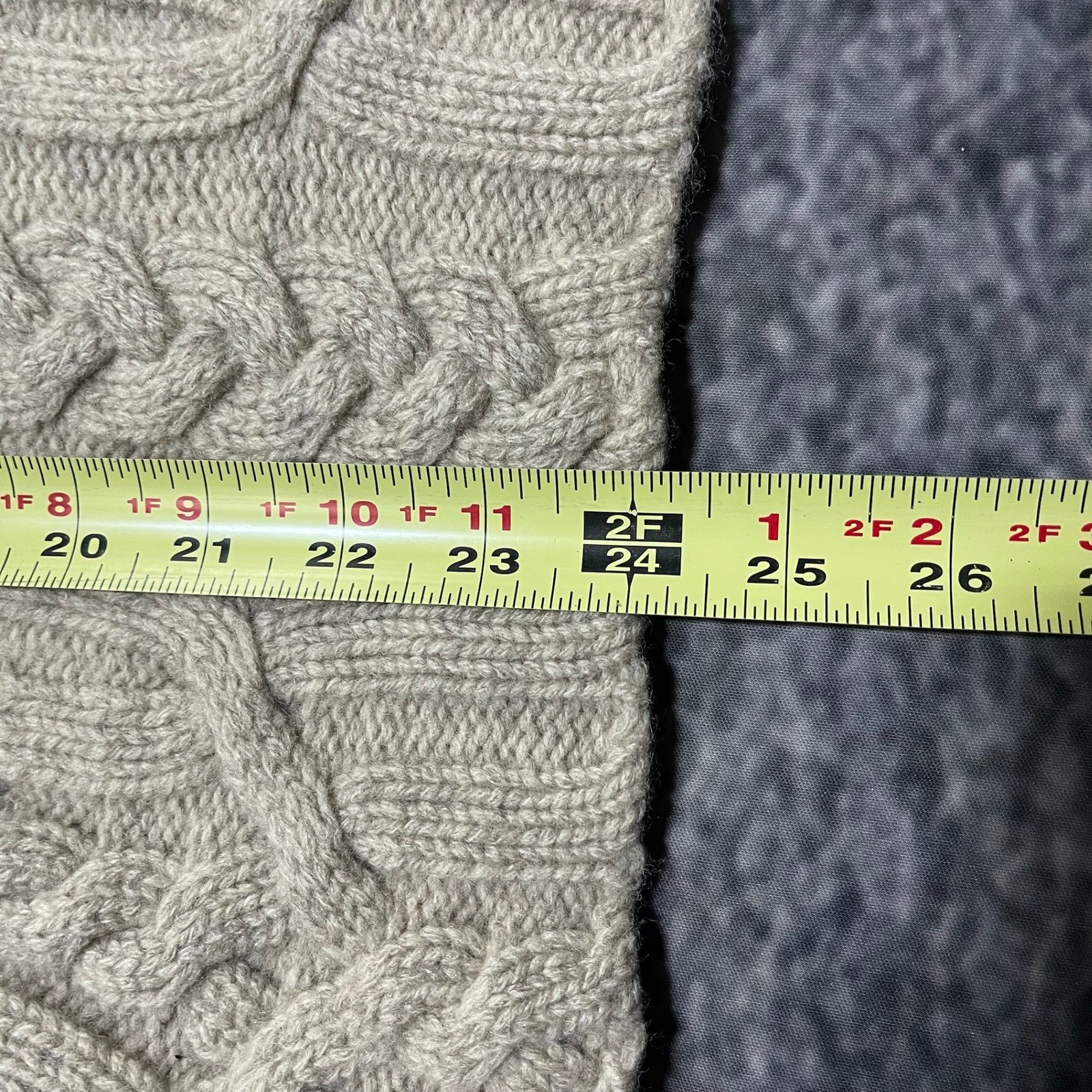 Vintage Gap Lambswool Sweater Cable Knit Size Med… - image 9