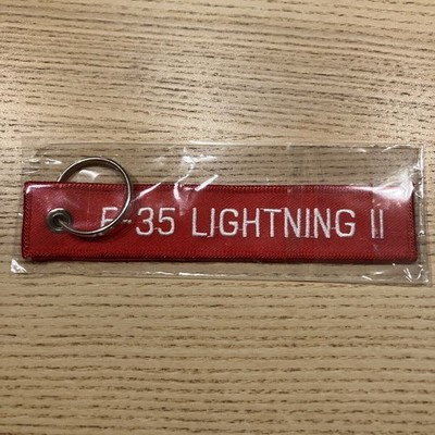 Remove before flight strap aircraft tag F-35 Near Mint keychain