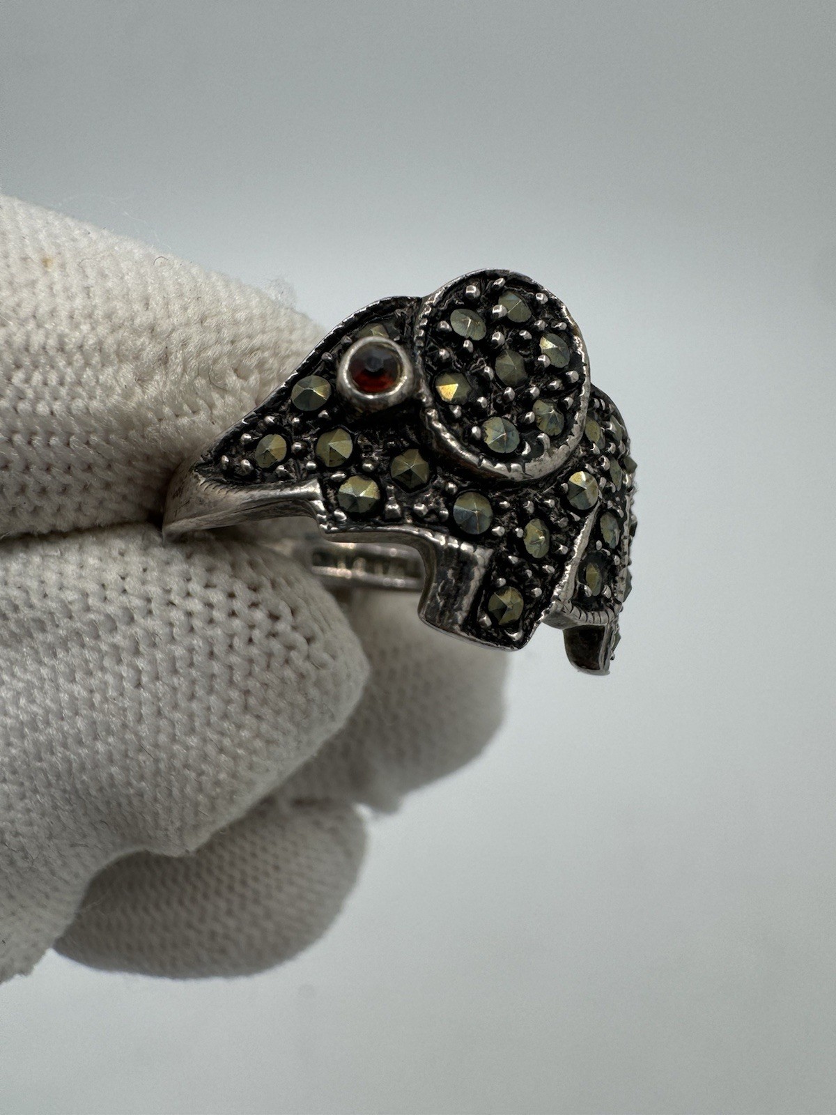 Antique Adorable Ruby Elephant Ring Sterling Silv… - image 6