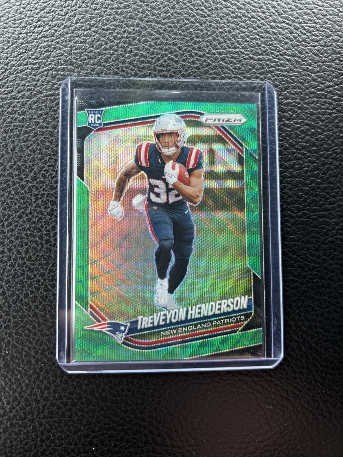 2025 Panini Prizm - Rookies TreVeyon Henderson #343 Green Wave Prizm (RC)