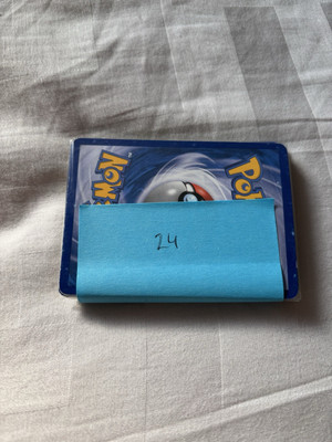 Zufällig sortierte 24 Stück Pokemon Sammelkarten 