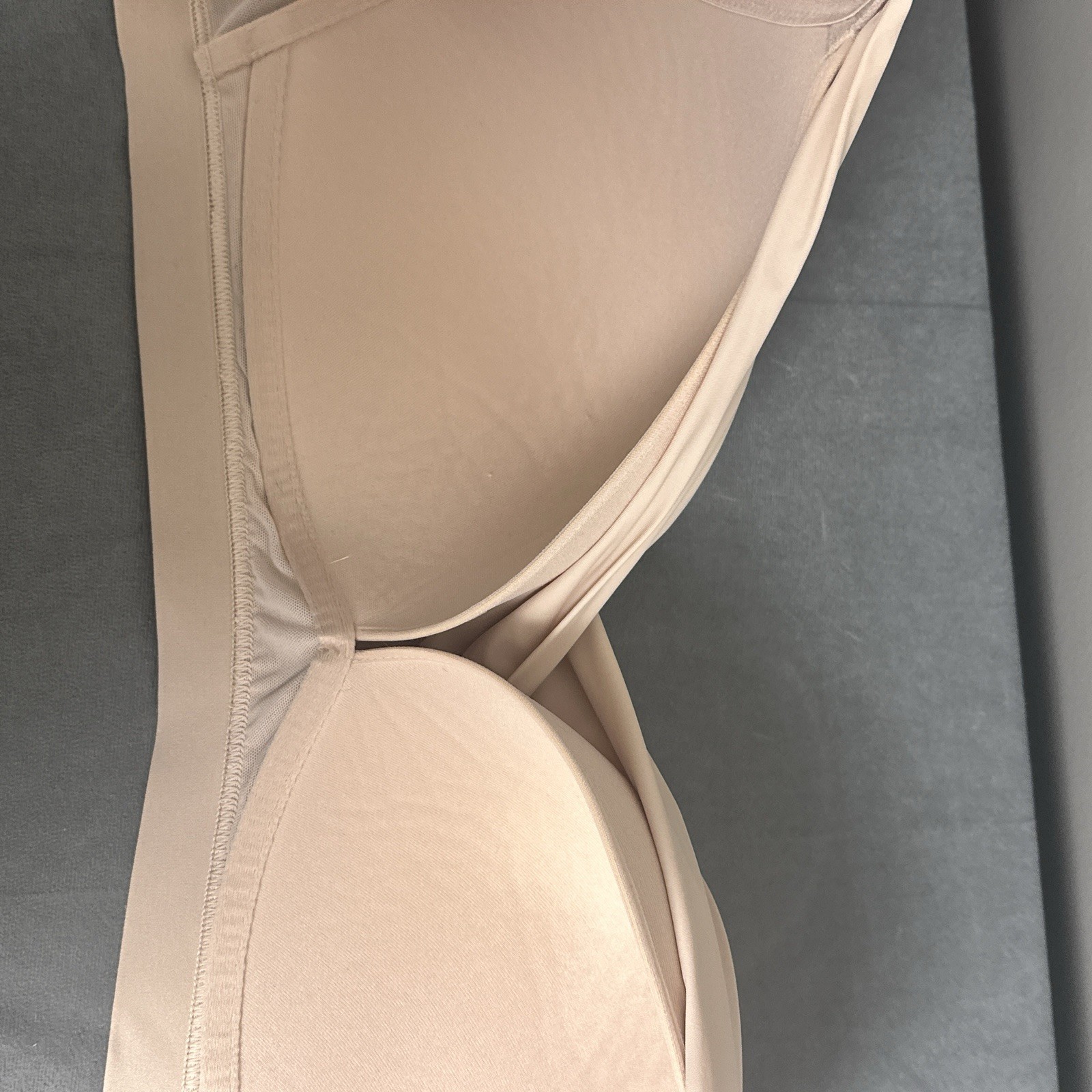 Basic Wireless Lounge Bra Déesse Collection Size … - image 6