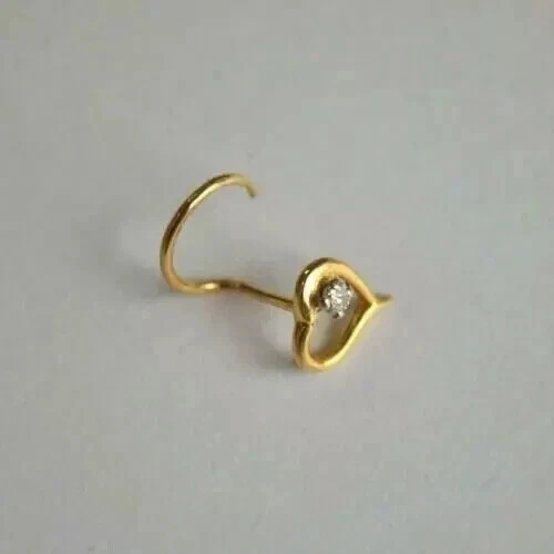 Pin de anillo piercing nariz con forma de corazón de moissanita real de 0,10 quilates enchapado en oro amarillo de 14 k Foto 2 de 4