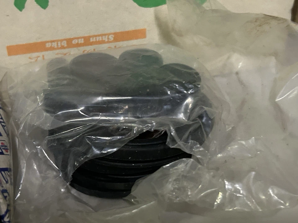 Nissan Datsun SEAL KIT-DISC BRAKE Datsun 280ZX Z31 300ZX SKYLINE R31 HR31 NOS - Image 2 of 3