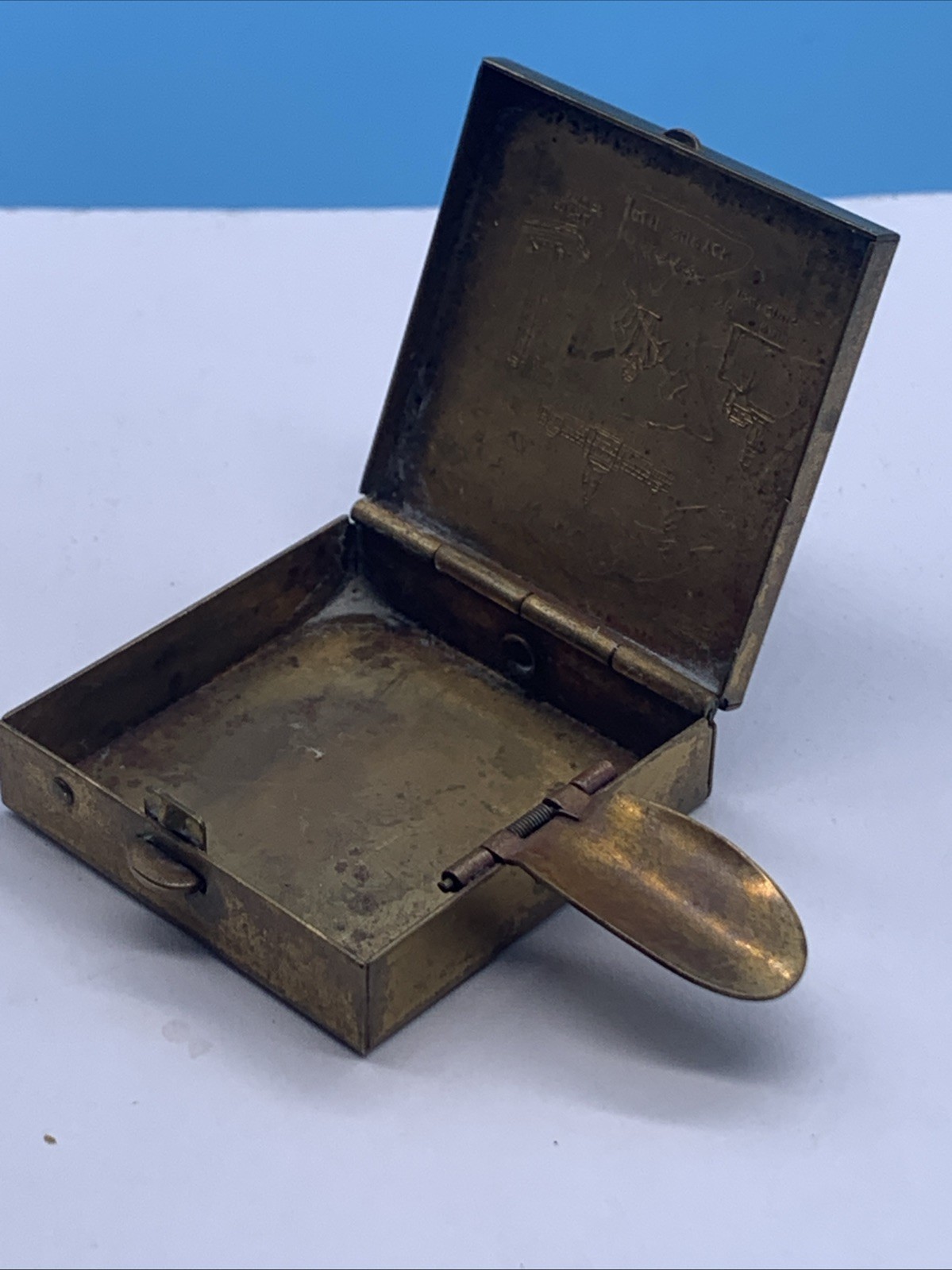 Vintage Minnesota Portable Ashtray