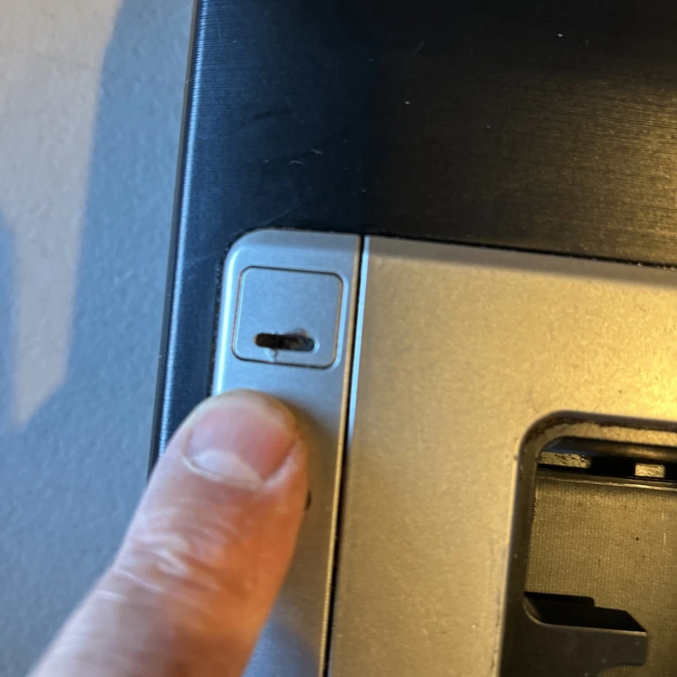 12-14 丰田 CAMRY 原始设备制造商黑色中心 CONSOLE SHIFTER CUPHOLDER BEZEL LOOK @ PIC' — 第 2/4 张图片