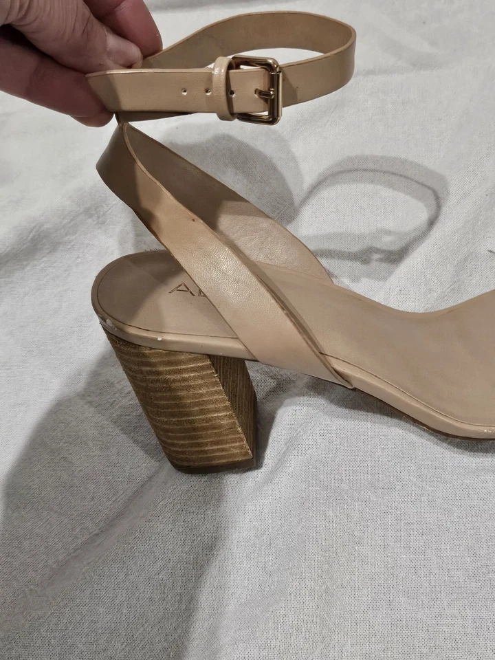 Кожаный ремешок Aldo на низком каблуке с пряжкой на лодыжке - Изображение 4 из 4