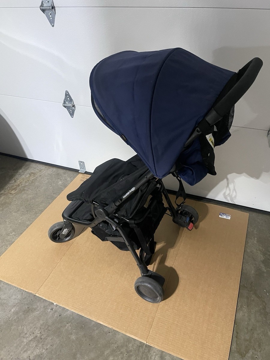 Kelsey　Mountain Buggy Mountain Buggy Folding Buggy Black Navy Blue Five-Point Harness