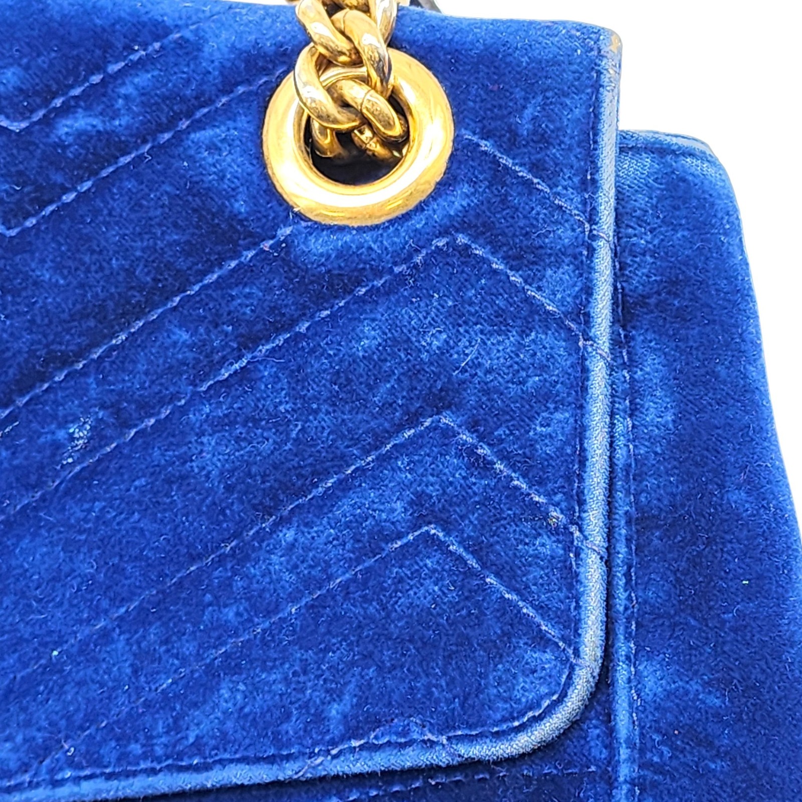 Gucci GG Marmont Blue Velvet Shoulder Bag with Gold Hardware image 6