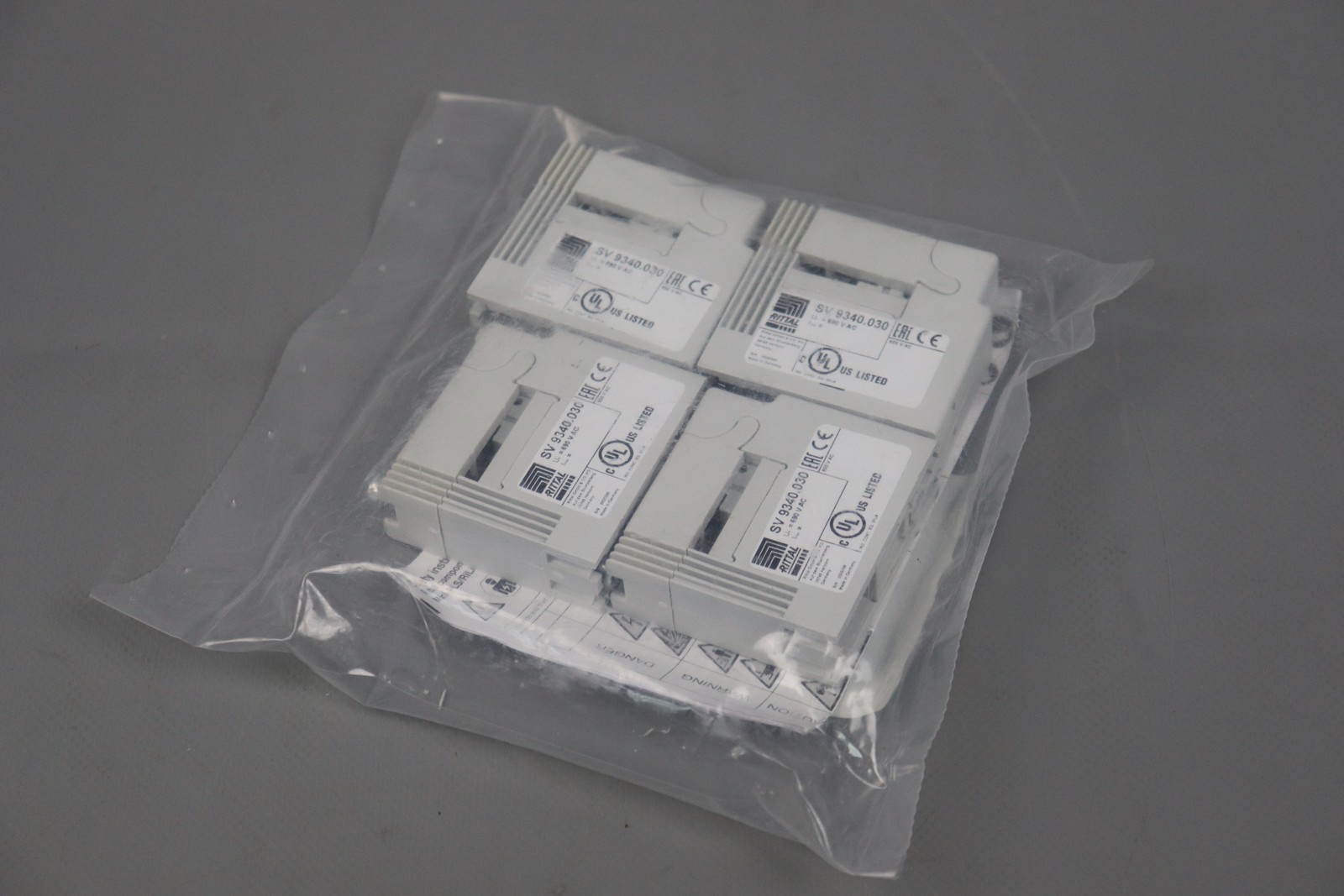 Rittal SV 9340.030 Busbar Holder 1-Pole 690VAC (4 Pieces) Sealed | eBay