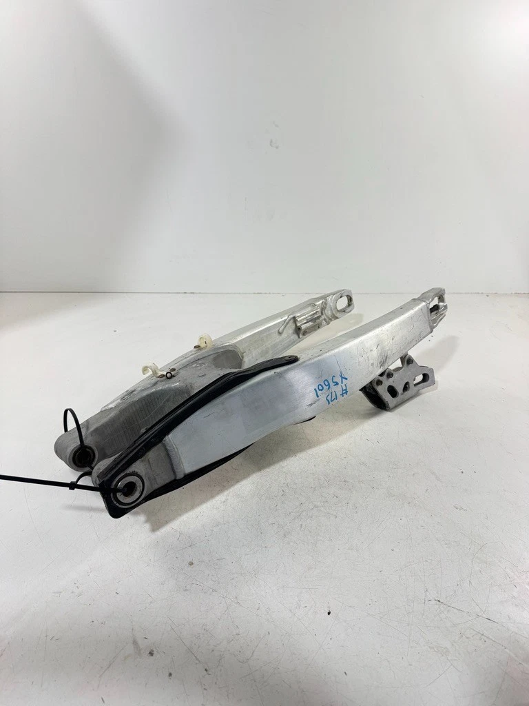 2014-2017 YAMAHA YZ450F OEM REAR SWINGARM 1SL-22110-00