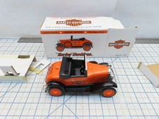 Harley Davidson 1516 1929 Model A Roadster Bank Die Cast Replica 1/25