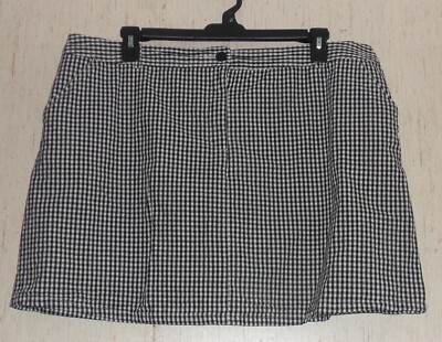 EXCELLENT WOMENS WHITE STAG BLACK & WHITE GINGHAM CHECK SKORT  SIZE 20W