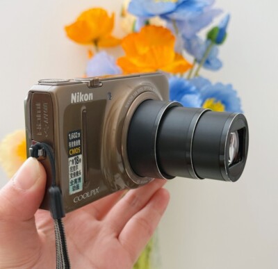 Nikon COOLPIX S9200 Digital Camera 16MP Wide Zoom Full HD 18x Zoom