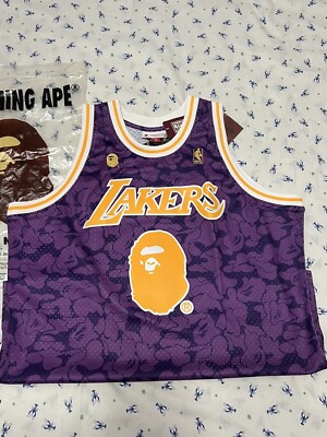 A BATHING APE Los Angeles Lakers ユニフォーム s-l400.jpg