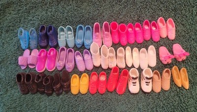 Mattel Skipper /Stacie  Footwear 27 Pairs, Lot 2