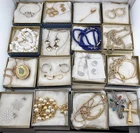 BIG AVON JEWELRY LOT Wear Resell Vintage Costume 1970s 1980s MOST ORIGINAL BOXES