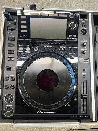 Pioneer CDJ-2000 Digital DJ Turntable w/ Case, MP3/AAC/WAV/AIFF, Black