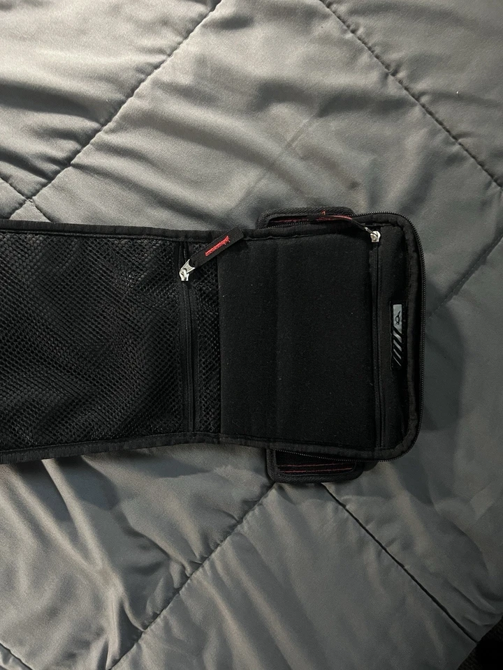 Bolsa de ombro Y2K Oakley Extractor - Imagem 4 de 4