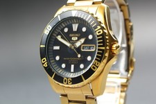 [Exc+5] Seiko 5 Sports 7S36-03C0 SNZF22 Automatik Tag/Datum Schwarz Gold...